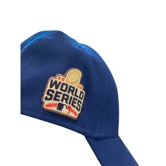New Era Chicago Cubs 2016 World Series Genuine MLB Cap Medium/Large - Picture 6 of 8